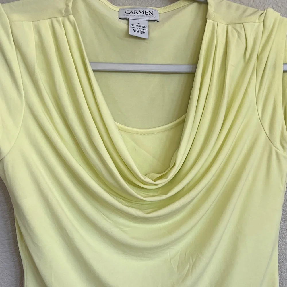 Carmen Marc Valvo Light Yellow Drape Neck Blouse - Picture 4 of 4